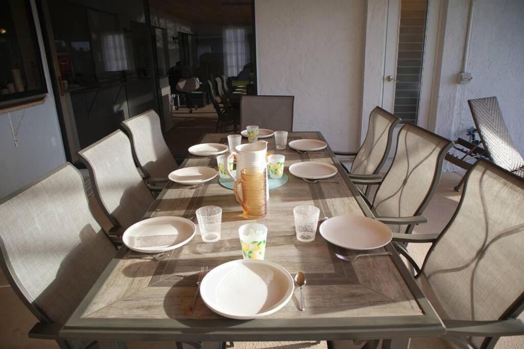 Cozy Retreat, Heated Pool, Water Canal, Bikes,3 Bedroom Cape Coral Ngoại thất bức ảnh