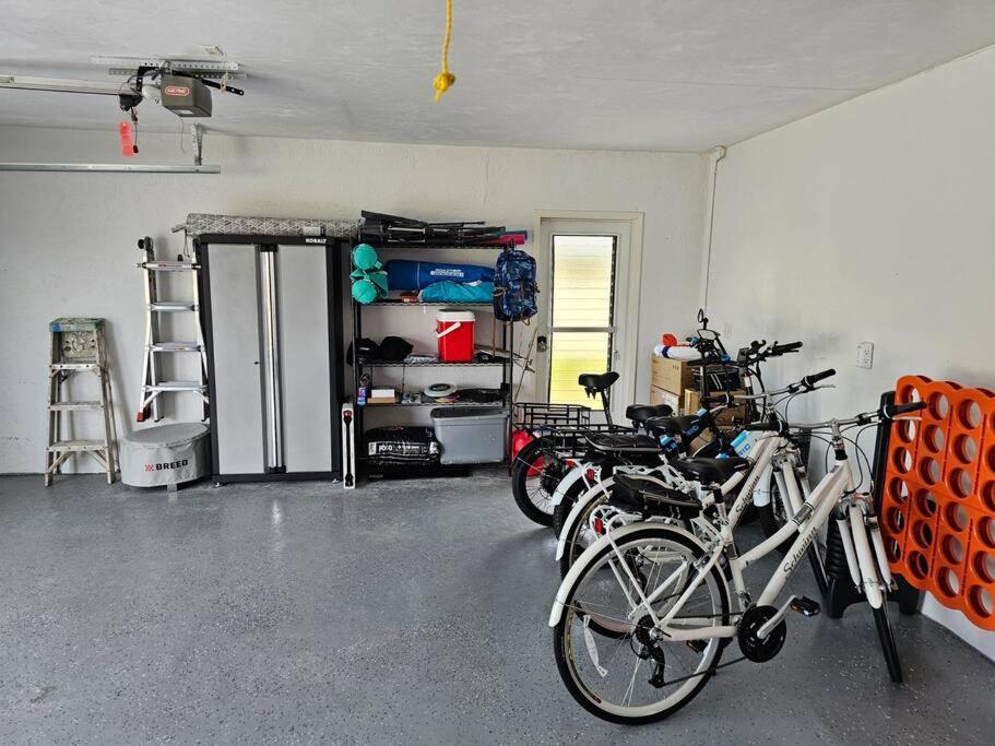 Cozy Retreat, Heated Pool, Water Canal, Bikes,3 Bedroom Cape Coral Ngoại thất bức ảnh