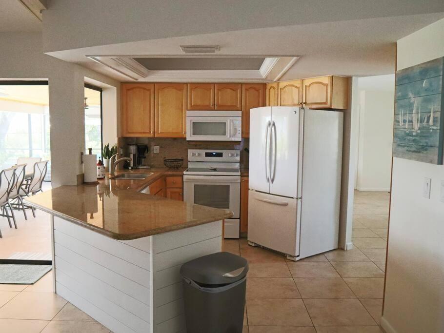 Cozy Retreat, Heated Pool, Water Canal, Bikes,3 Bedroom Cape Coral Ngoại thất bức ảnh